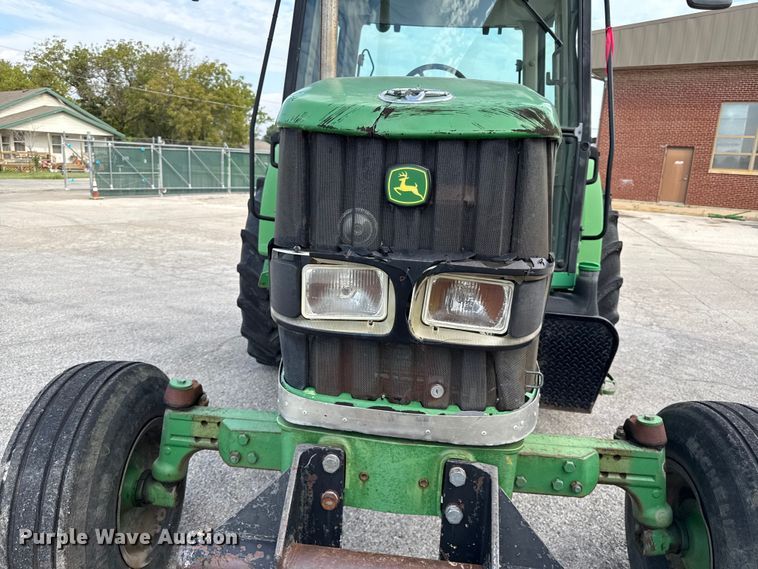image for item DY8154 2007 John Deere 6415 tractor