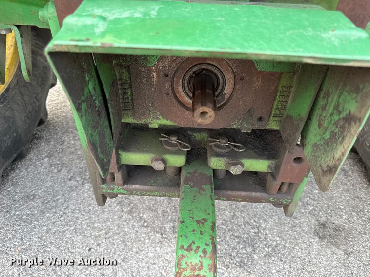 image for item DY8154 2007 John Deere 6415 tractor