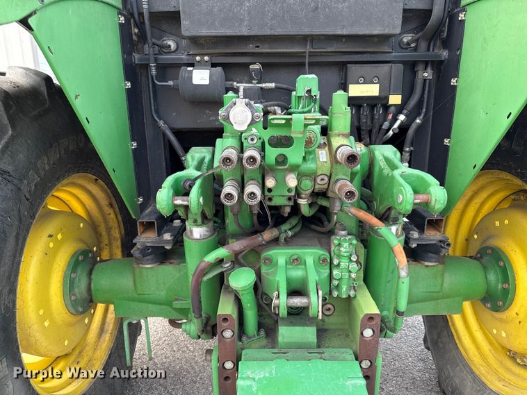 image for item DY8154 2007 John Deere 6415 tractor