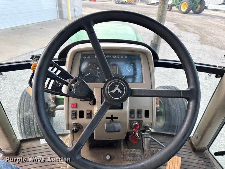 image for item DY8154 2007 John Deere 6415 tractor