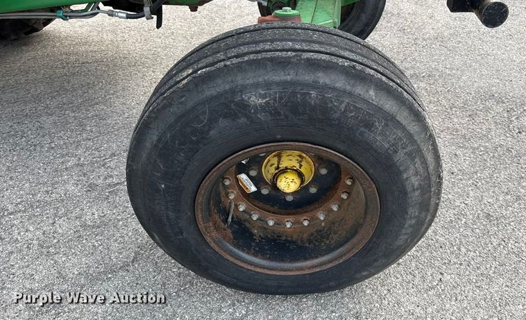 image for item DY8154 2007 John Deere 6415 tractor