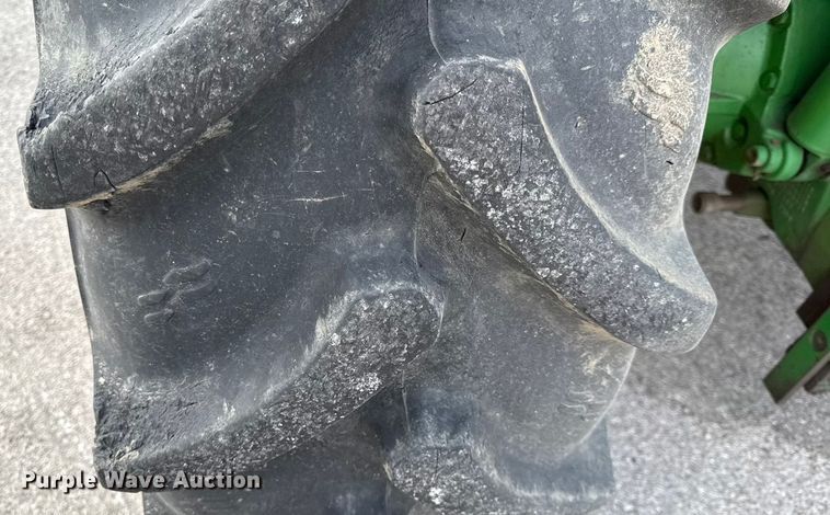 image for item DY8154 2007 John Deere 6415 tractor