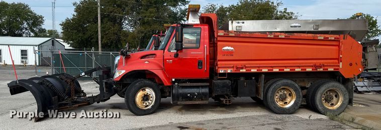 image for item DY8155 2007 International SF525 dump truck