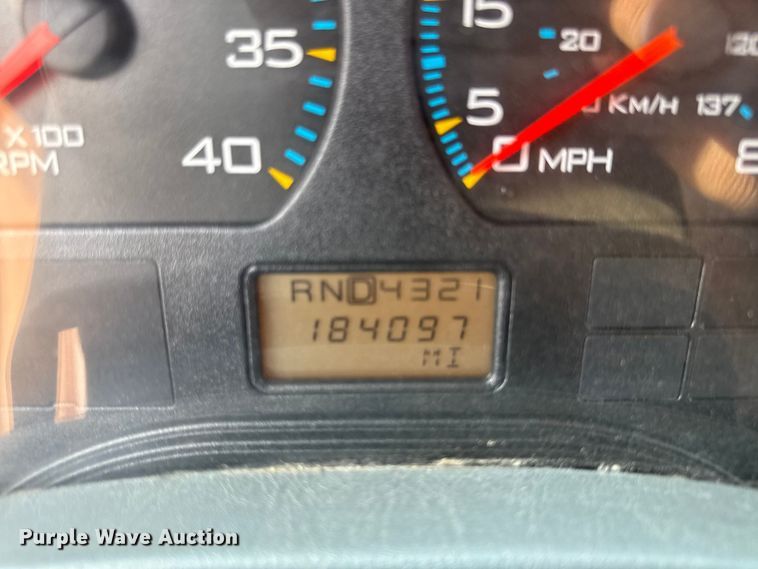 image for item DY8155 2007 International SF525 dump truck