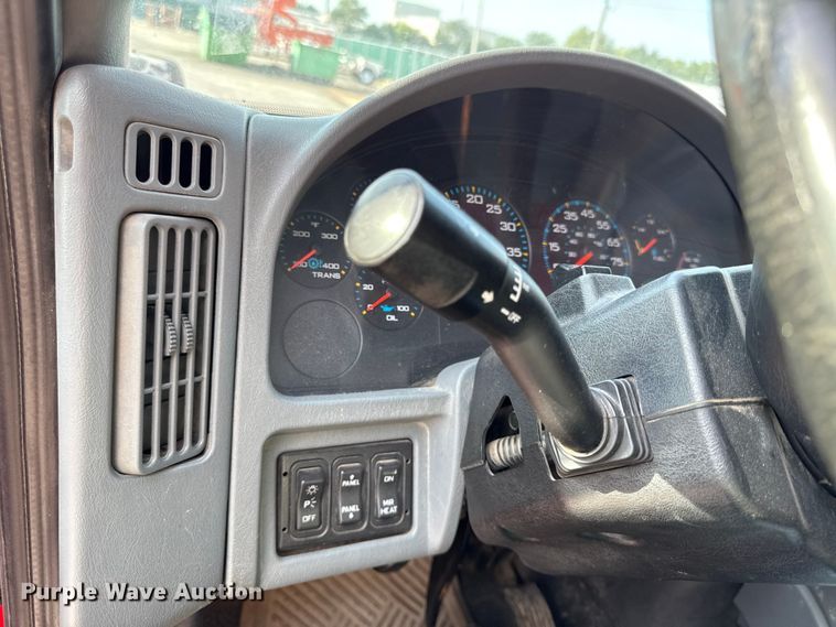 image for item DY8155 2007 International SF525 dump truck