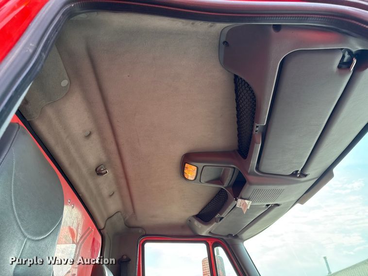 image for item DY8155 2007 International SF525 dump truck