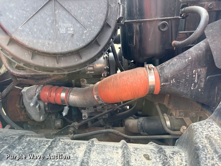 image for item DY8155 2007 International SF525 dump truck