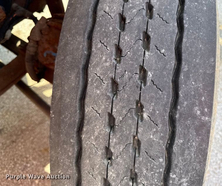 image for item DY8155 2007 International SF525 dump truck