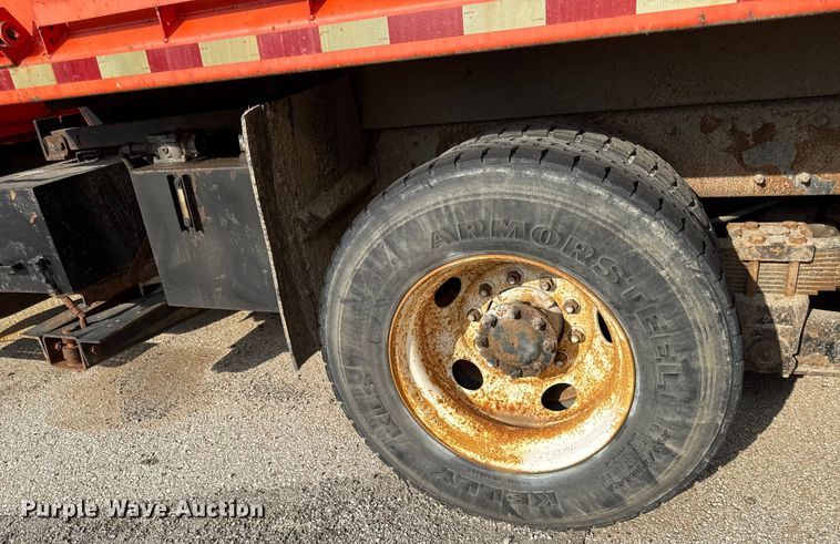 image for item DY8155 2007 International SF525 dump truck