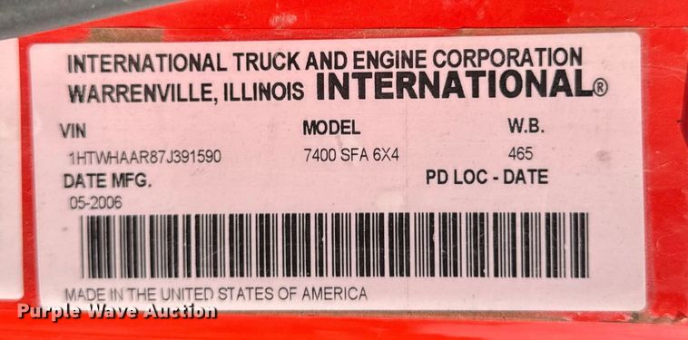 image for item DY8155 2007 International SF525 dump truck