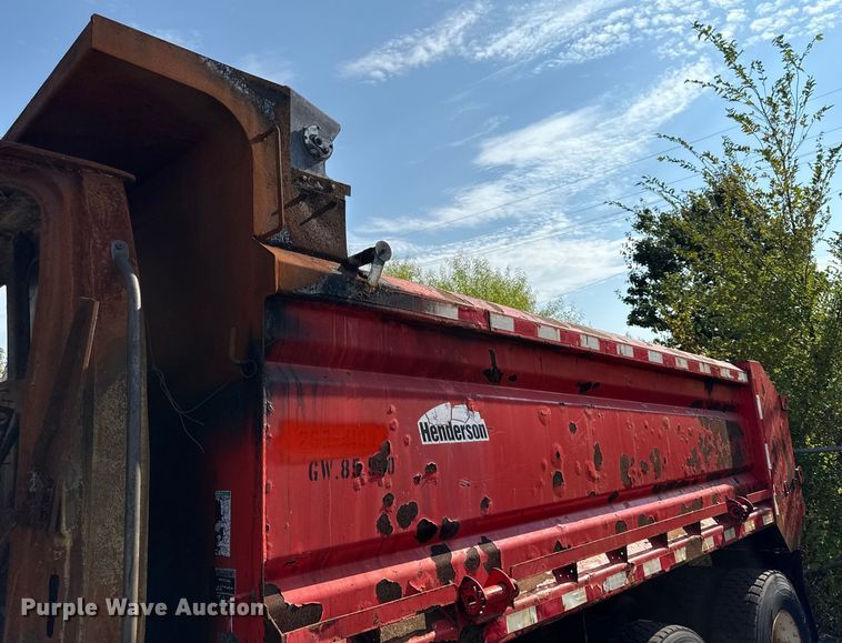 image for item DY8156 2009 Sterling LT7500 dump truck