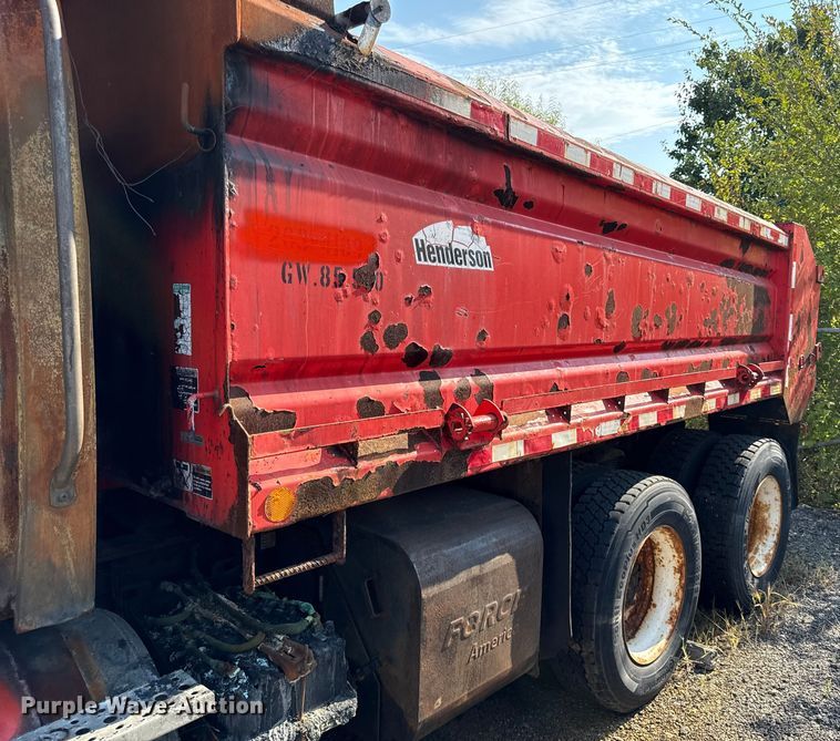 image for item DY8156 2009 Sterling LT7500 dump truck