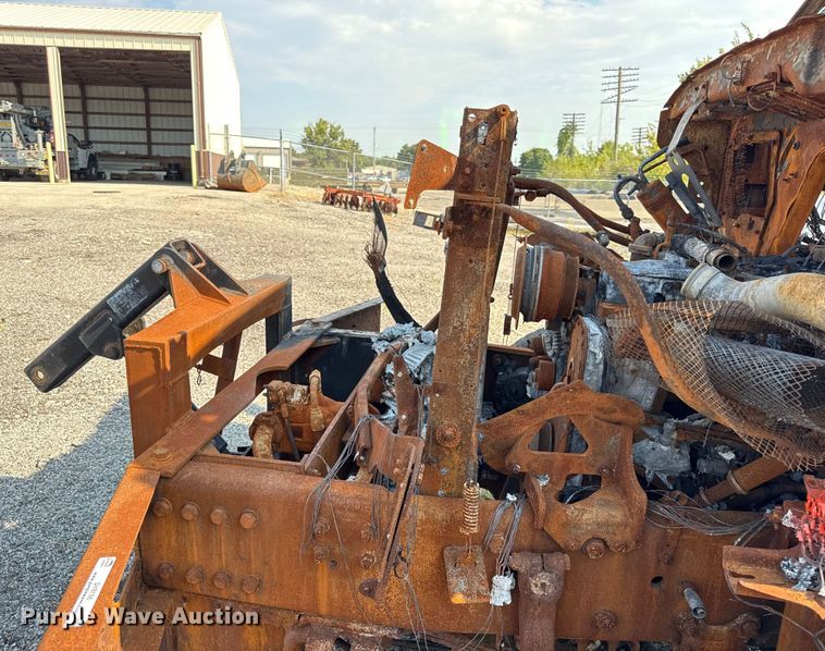 image for item DY8156 2009 Sterling LT7500 dump truck