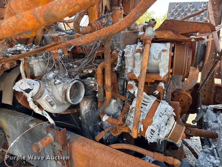 image for item DY8156 2009 Sterling LT7500 dump truck