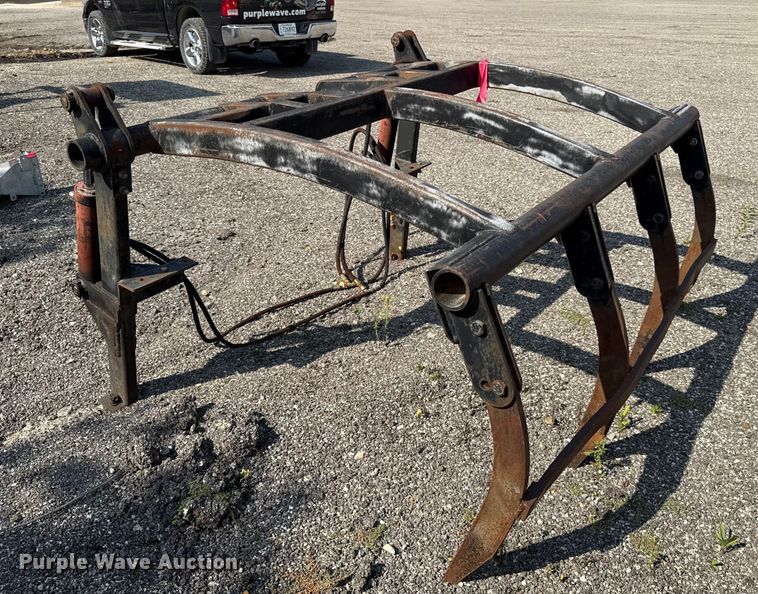 image for item DY8158 Grapple