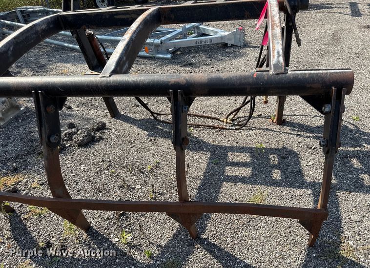 image for item DY8158 Grapple