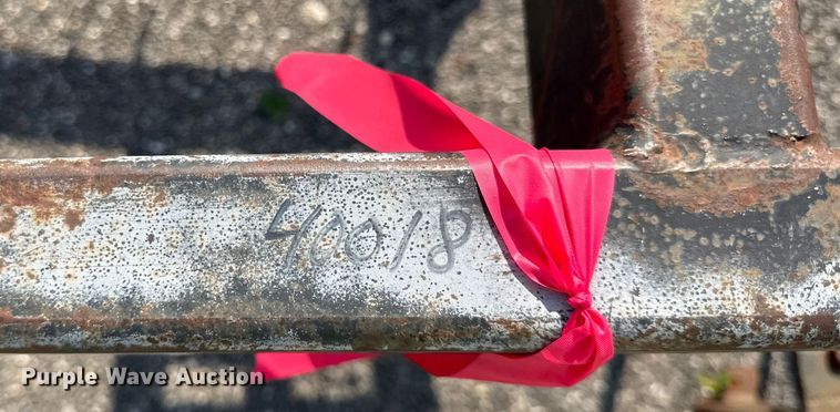 image for item DY8158 Grapple