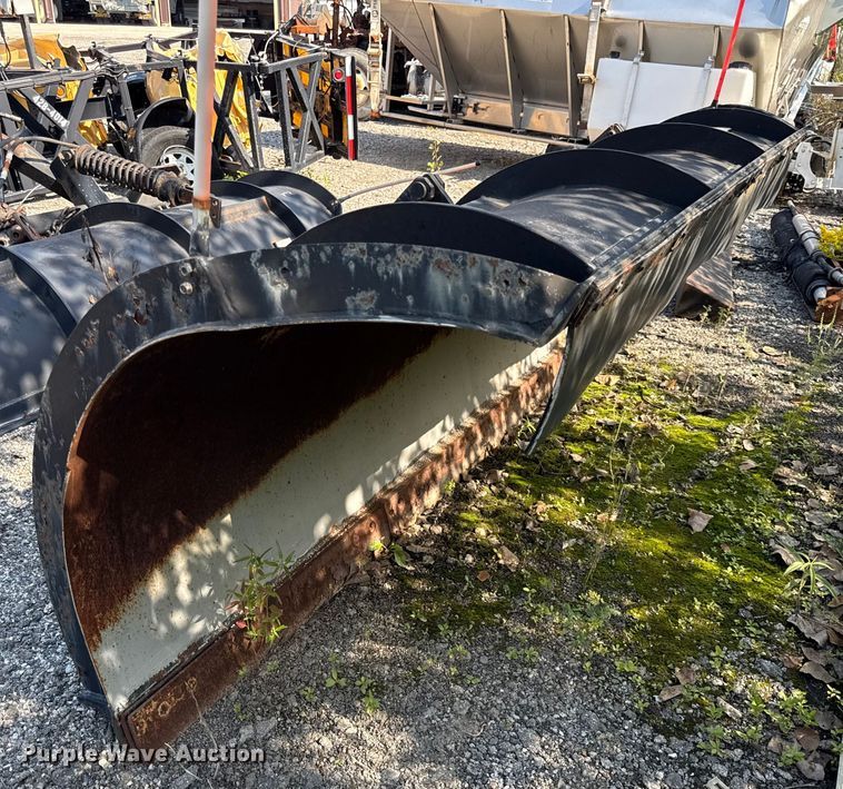 image for item DY8159 Henderson snow plow