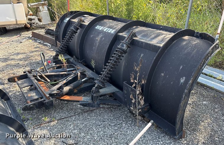 image for item DY8159 Henderson snow plow