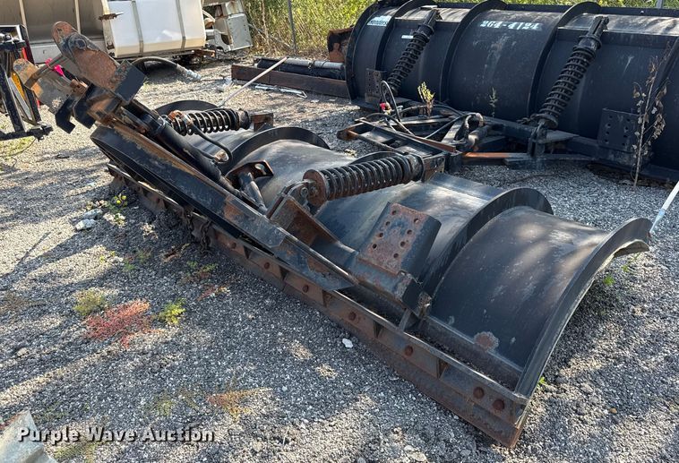 image for item DY8160 Henderson snow plow
