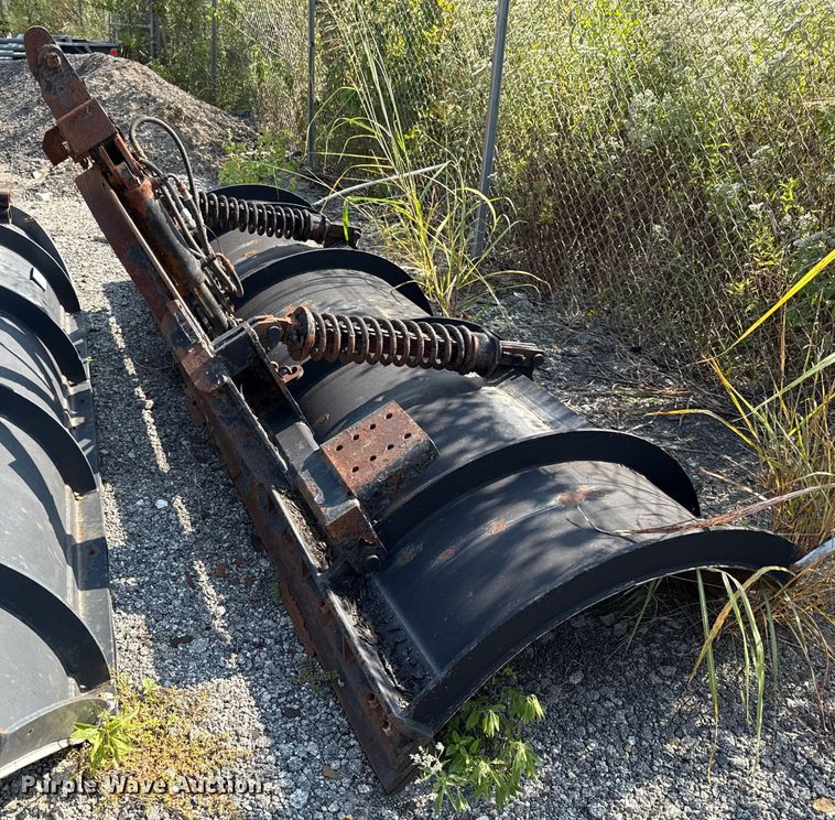 image for item DY8163 Henderson snow plow