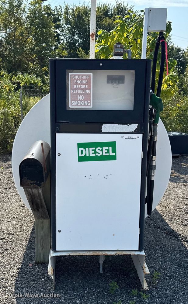 image for item DY8164 Diesel fuel tank