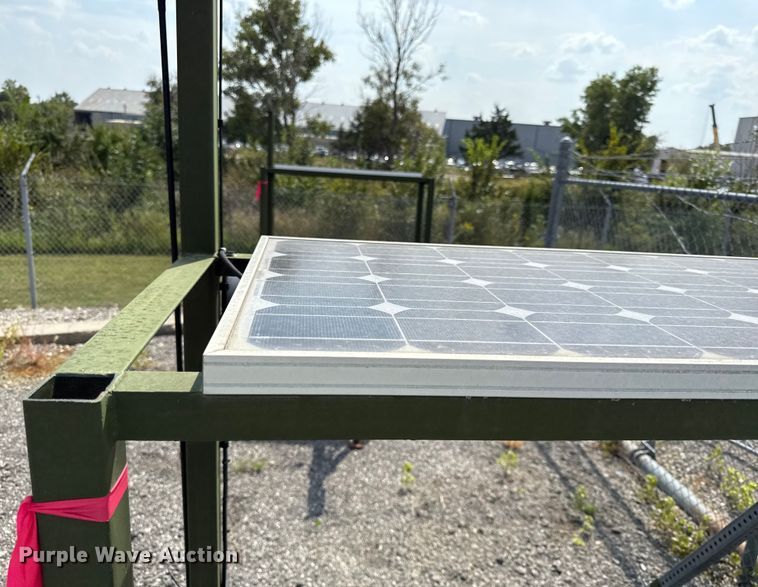 image for item DY8167 2006 Trafcon CB radio repeater trailer