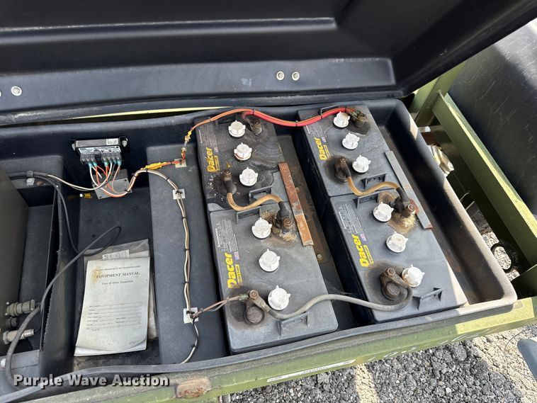 image for item DY8167 2006 Trafcon CB radio repeater trailer