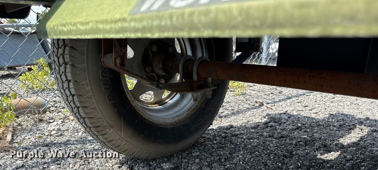 image for item DY8167 2006 Trafcon CB radio repeater trailer