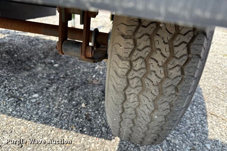 image for item DY8167 2006 Trafcon CB radio repeater trailer