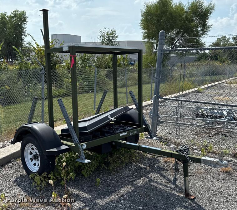 image for item DY8168 2006 Trafcon CB radio repeater trailer