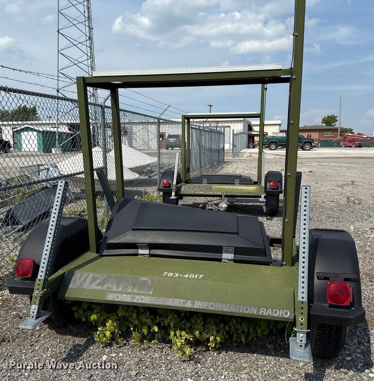 image for item DY8168 2006 Trafcon CB radio repeater trailer