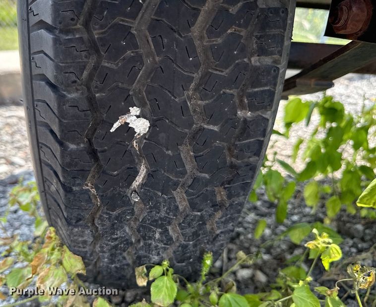 image for item DY8168 2006 Trafcon CB radio repeater trailer