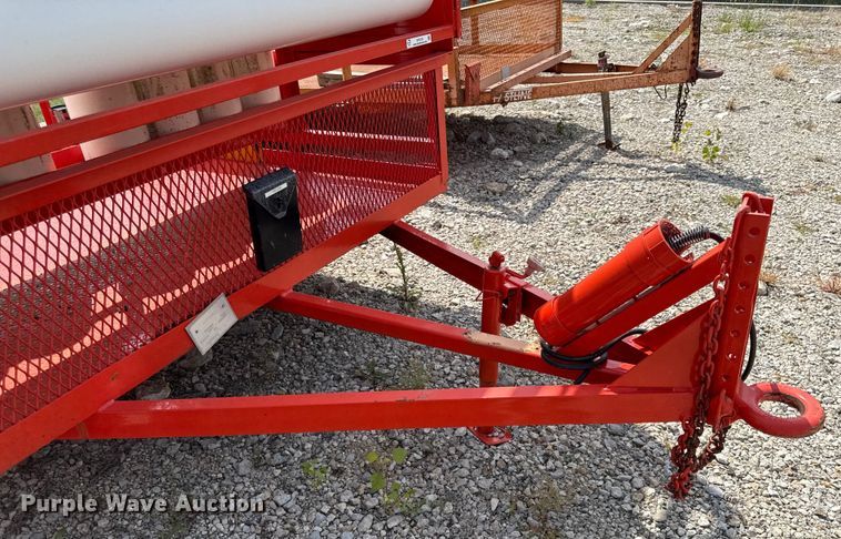 image for item DY8170 2002 Fastline utility trailer