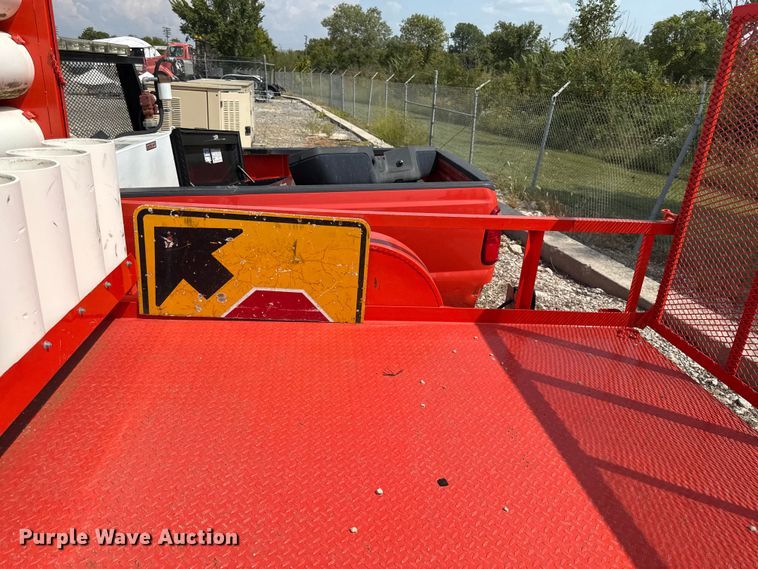 image for item DY8170 2002 Fastline utility trailer