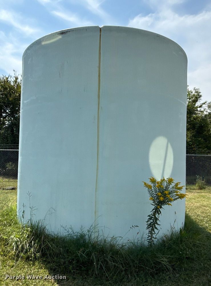 image for item DY8172 Salt brine poly storage tank