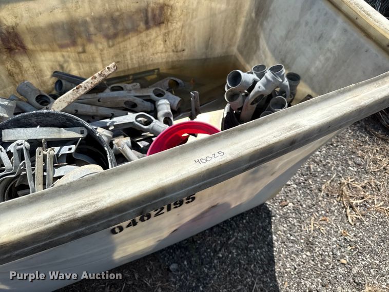 image for item DY8175 Fencing materials