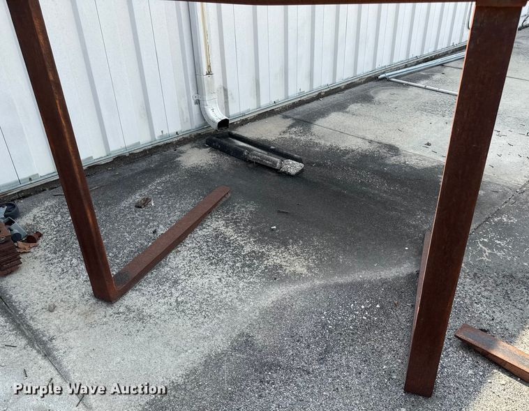 image for item DY8176 (2) wheel loader forks