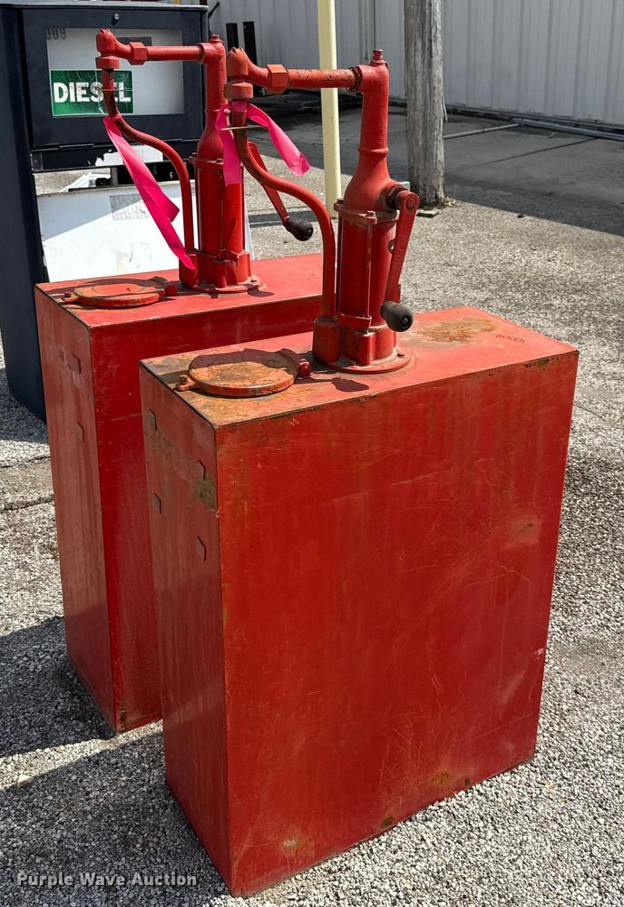 image for item DY8177 (2) oil tanks