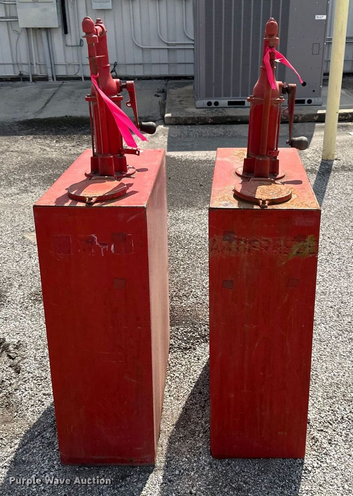 image for item DY8177 (2) oil tanks