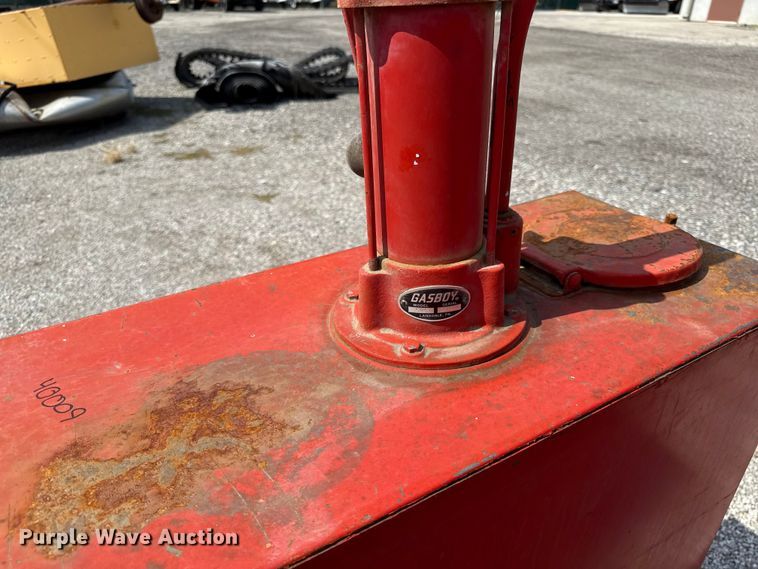 image for item DY8177 (2) oil tanks