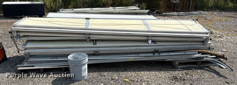 image for item DY8178 (4) overhead doors