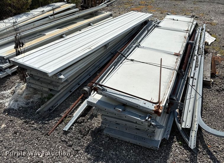 image for item DY8178 (4) overhead doors