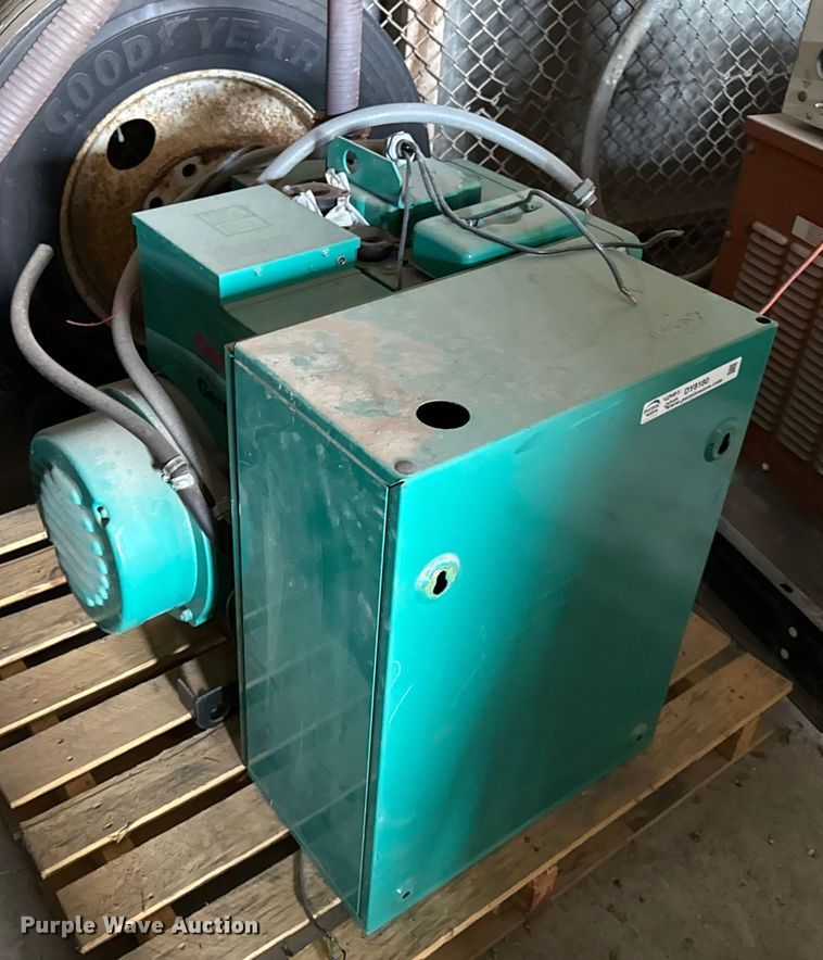 image for item DY8180 Onan 7.5JB generator