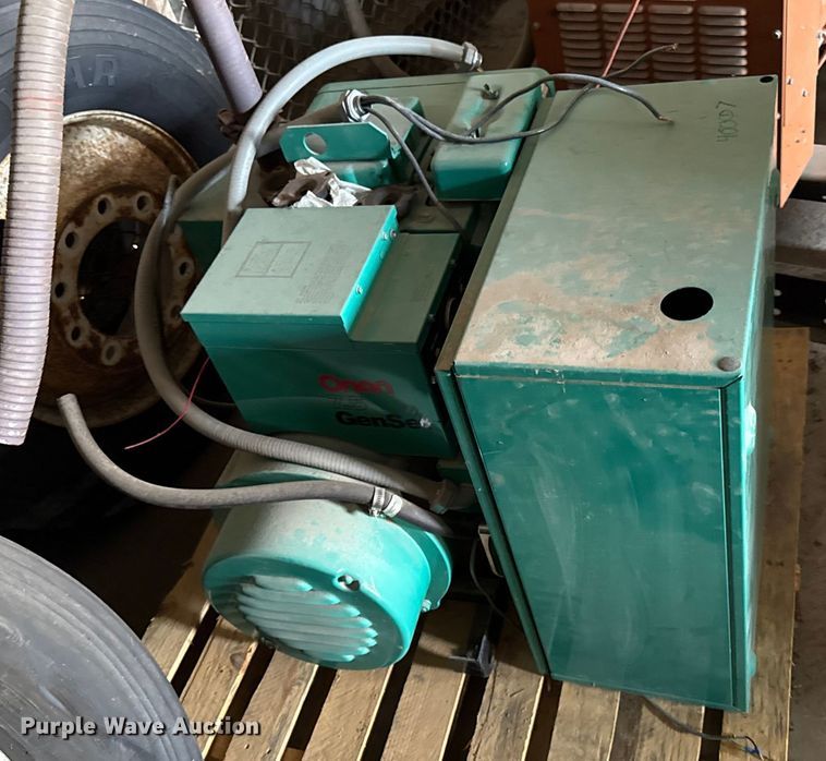 image for item DY8180 Onan 7.5JB generator