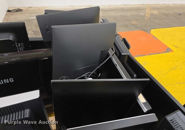 image for item DZ6297 (17) monitors