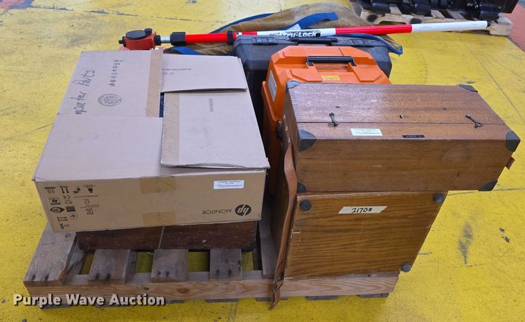 image for item DZ6298 Survey equipment