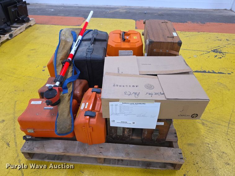 image for item DZ6298 Survey equipment