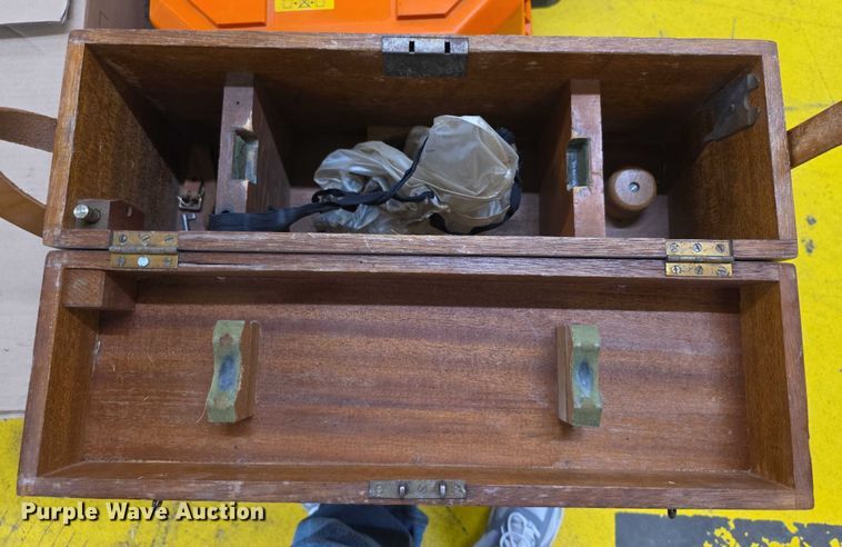 image for item DZ6298 Survey equipment