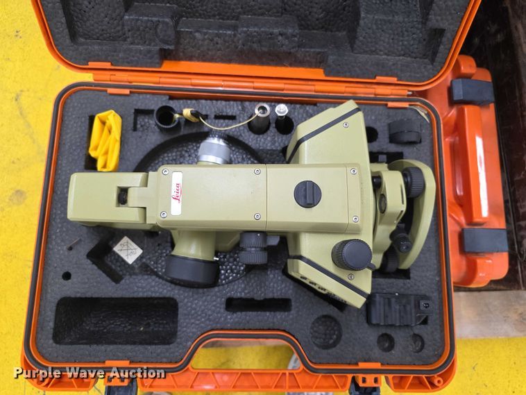 image for item DZ6298 Survey equipment